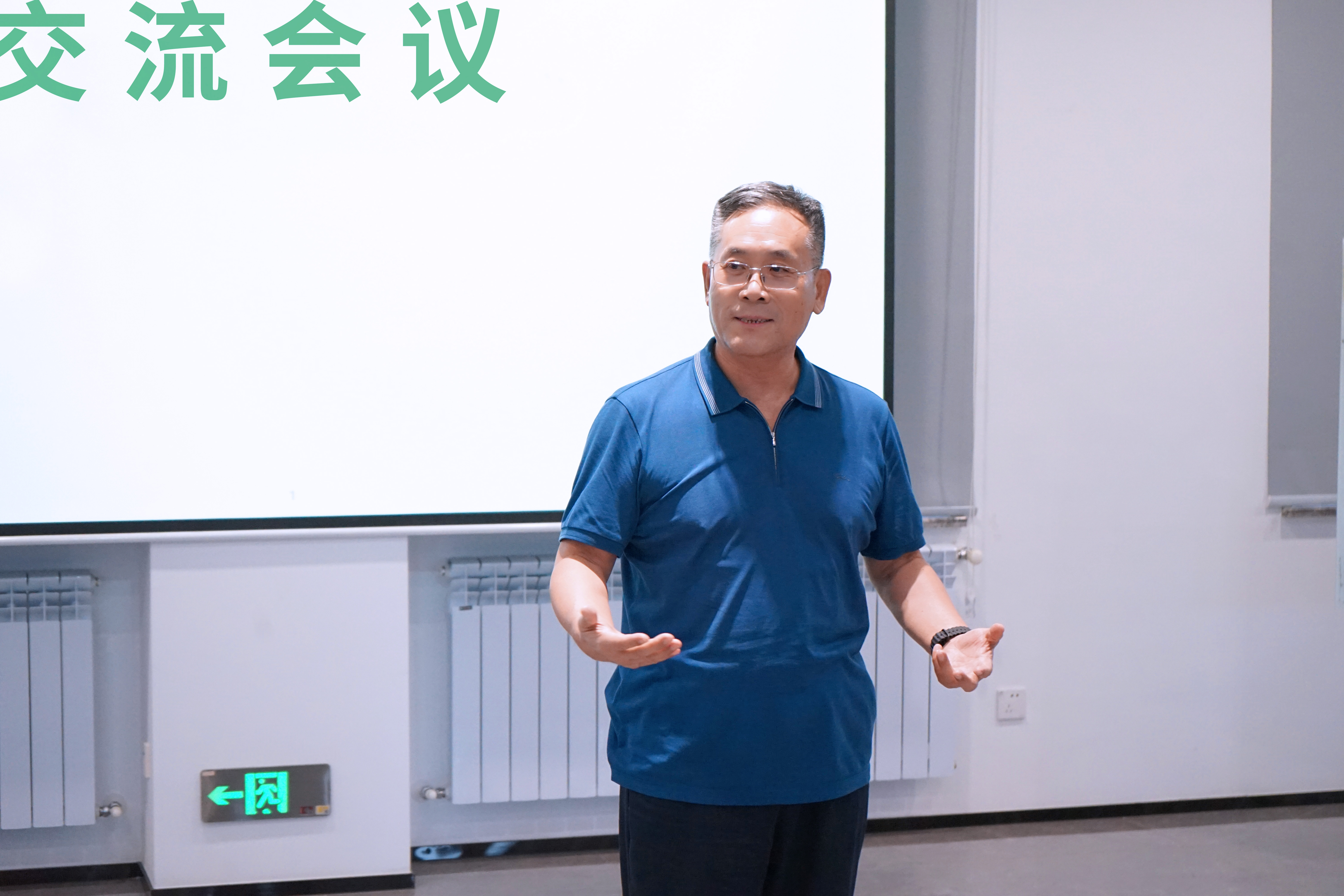 发布1.jpg